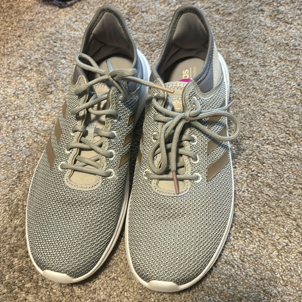 Adidas memory foam size 8.5. Worn only few times!